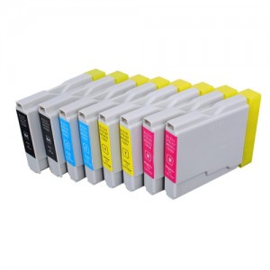 8 Multipack Alta Capacità Brother LC-1000 , LC-970 Cartucce Compatibles 2 nero, 2 ciano, 2 magenta, 2 giallo compatibile con Brother DCP-110C, DCP-115C, DCP-117C, DCP-120C, DCP-130C, DCP-135C, DCP-150C, DCP-153C, DCP-310CN, DCP-315CN, DCP-330C, DCP-340CW, DCP-350C, DCP-353C, DCP-357C, DCP-540CN, DCP-560CN, DCP-750CW, DCP-770CW, FAX-1355, FAX-1360, FAX-1460, FAX-1560, FAX-1835C, FAX-1840C, FAX-1940CN, FAX-2440C, HL-1230, HL-1430, HL-1440, HL-1450, HL-1470N, HL-1650, HL-1670N, HL-1850, HL-1870N, HL-2460, HL-7050, HL-7050N, MFC-210C, MFC-215C, MFC-235C, MFC-240C, MFC-260C, MFC-3240C, MFC-3340CN, MFC-3360C, MFC-410CN, MFC-425CN, MFC-440CN, MFC-465CN, MFC-5440CN, MFC-5460CN, MFC-5840CN, MFC-5860CN, MFC-620CN, MFC-640CW, MFC-660CN, MFC-680CN, MFC-820CW, MFC-845CW, MFC-885CW, MFC-885CW. Cartucce Compatible. LC-1000BK , LC-1000C , LC-1000M , LC-1000Y , LC-970BK , LC-970C , LC-970M , LC-970Y © Cartuccia Land